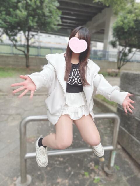 体験期間ちさき『爆乳警報‼ガチ18歳はガチHカップの爆乳美少女ロリ』 錦糸町派遣型JKリフレガチあい(派遣リフレ)
