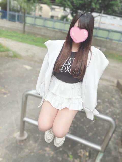 体験期間ちさき『爆乳警報‼ガチ18歳はガチHカップの爆乳美少女ロリ』 錦糸町派遣型JKリフレガチあい(派遣リフレ)