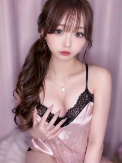 しゅな E+アイドルスクール新宿・歌舞伎町店（新宿・歌舞伎町/デリヘル）