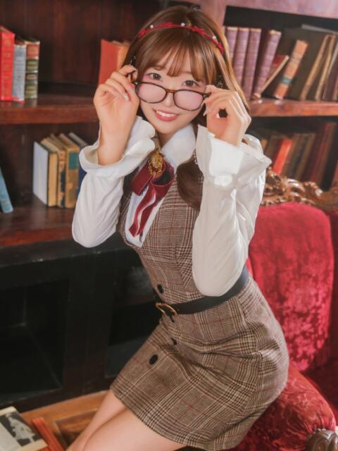 ぴの E+アイドルスクール 大阪・日本橋店(デリヘル)