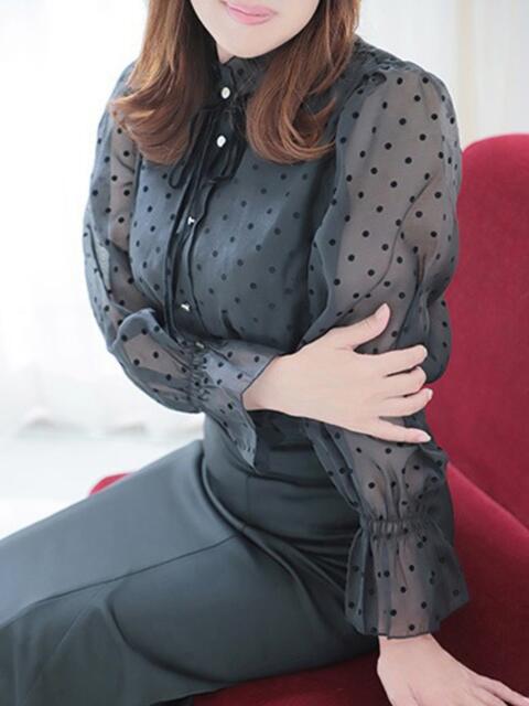 夕鶴 PLUS難波店（熟女デリヘル）