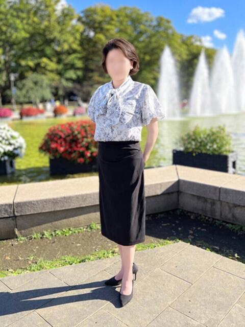 村木 えみ こあくまな熟女たち 鶯谷・日暮里店(KOAKUMAグループ)（人妻・熟女デリヘル）