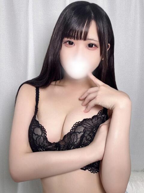 ゆら 白いぽっちゃりさん（ぽっちゃり専門ホテヘル）