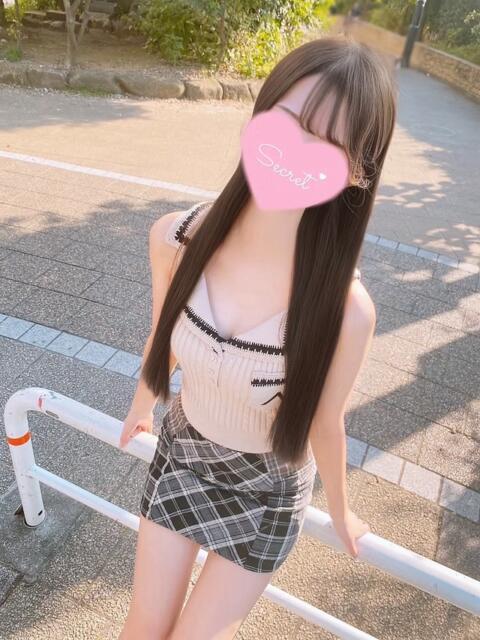 めい 池袋S級素人派遣型東京美少女物語（派遣型リフレ）