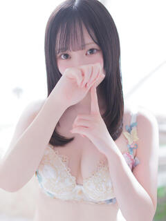【もも】美巨乳Fカップと美顔♪