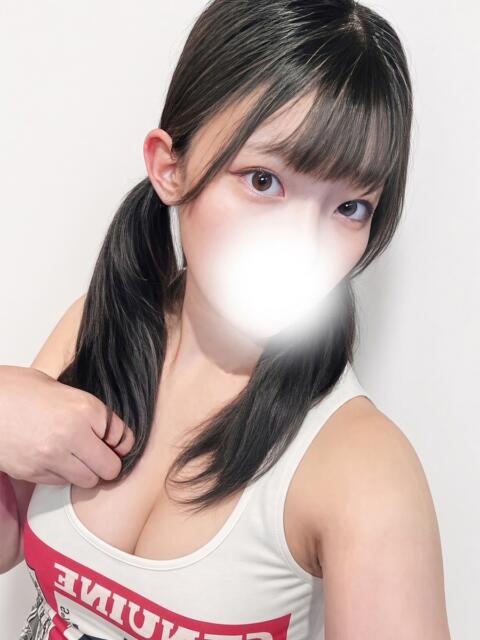 雫ことは 全裸コレクション or 妄想痴漢電車（ホテヘル）