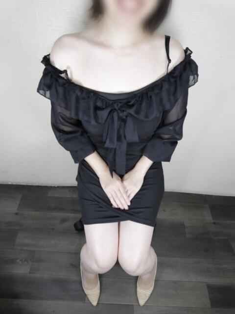 ユミ ミセスClub（人妻セクキャバ）
