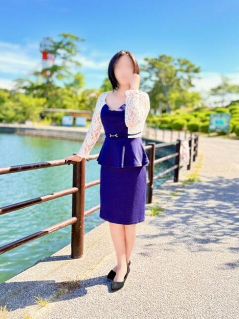 阿比留 れな こあくまな熟女たち小倉店（KOAKUMAグループ）（人妻・熟女デリヘル）