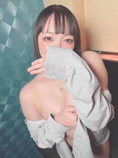 こと BABY LIPS（セクキャバ）