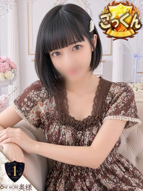 まろみ【ピュアアイドル】 One More 奥様 新宿店（人妻デリヘル）