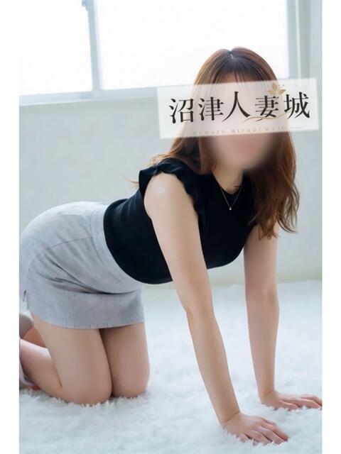 れいな 沼津人妻城（人妻デリヘル）