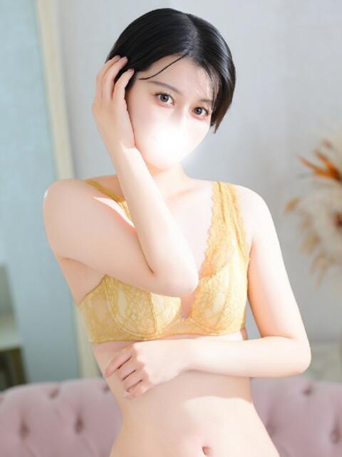 こはる★清楚で上品な和風美人★ Bell～S級美女お姉様・人妻デリヘル～（デリヘル）