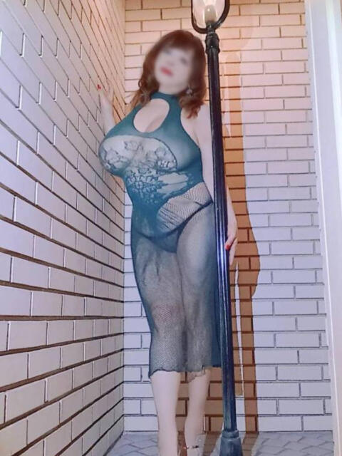 あやめ 豊満熟女(ぽっちゃり熟女デリヘル)