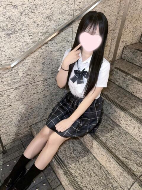 すず 池袋派遣リフレ みんどる(派遣リフレ)