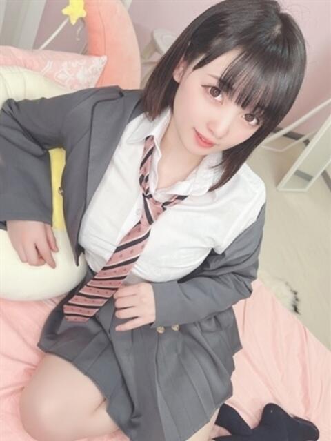 SUZU／すず E+アイドルスクール池袋店（デリヘル）