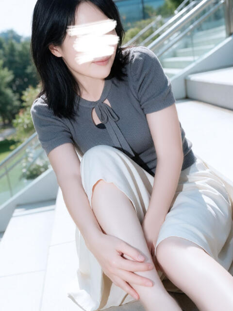 吉瀬りな セカンドパートナー池袋（人妻デリヘル）