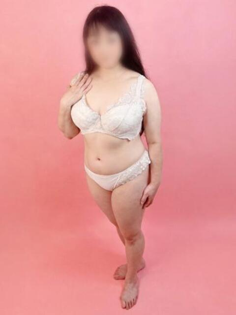 もえ池袋 熟女デリヘル倶楽部（熟女デリヘル）