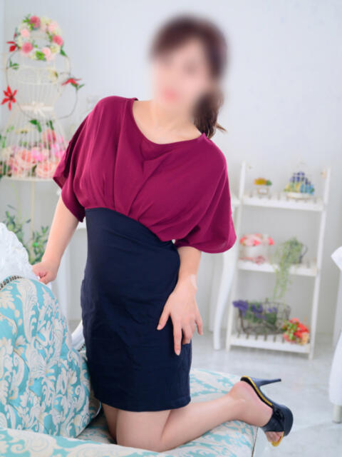 しずく ニューヨークニューヨーク(人妻熟女専門ヘルス)