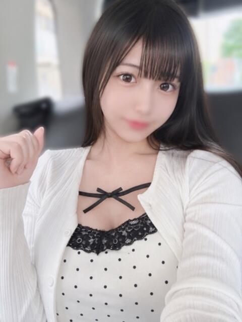 ちひろ E+アイドルスクール池袋店（デリヘル）