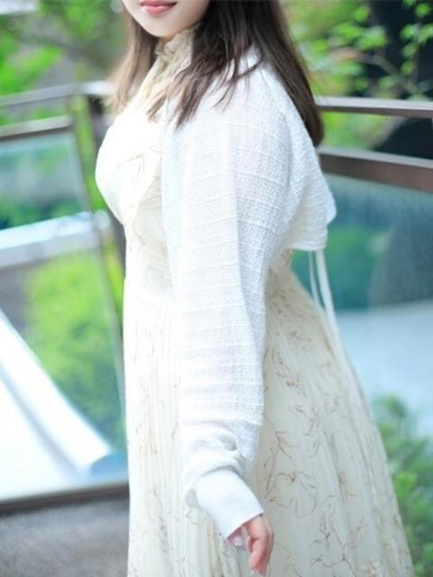 まなみ CELEB FACE FUKUOKA（人妻デリヘル）