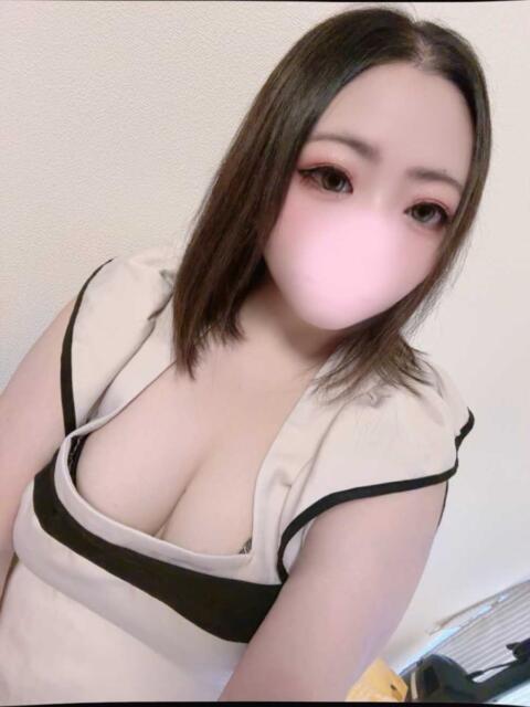 しお ちゃんこ大阪伊丹空港豊中店（ぽっちゃりデリヘル）