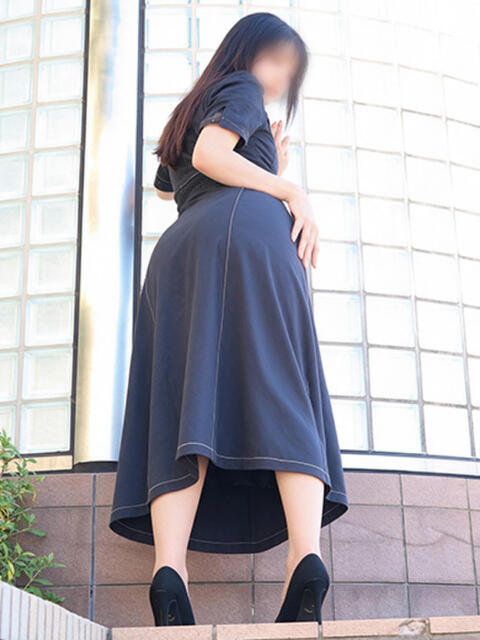 すず 奥鉄オクテツ兵庫（人妻デリヘル）