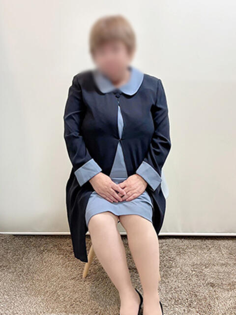 めめ 熟女家 ミナミエリア店(待ち合わせ型デリヘル)
