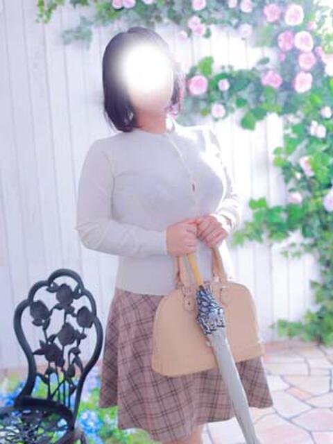 みつり 奥様メモリアル（デリヘル）