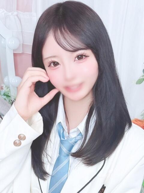 らむ E+アイドルスクール新宿・歌舞伎町店(デリヘル)