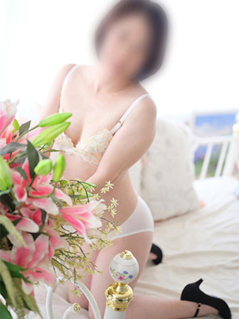 ちさと 奥様の実話 谷九店（人妻ホテヘル）