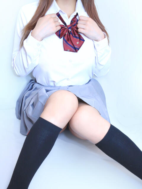 しおり チェリーデイズ（吊革コスプレセクキャバ）