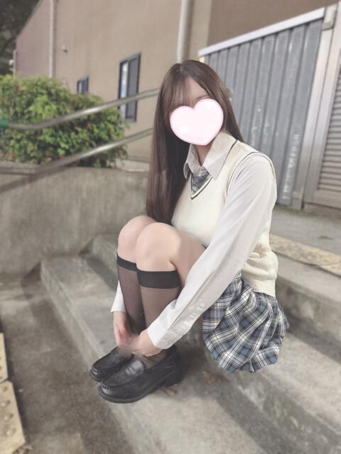 体験期間こはる『18歳の卒業したて世代の子供感ある童顔美少女』 錦糸町派遣型JKリフレガチあい(派遣リフレ)