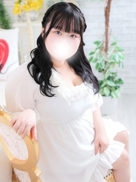 なみ 白いぽっちゃりさん（ぽっちゃり専門ホテヘル）