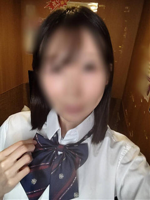 すみれ 西川口ビデオdeはんど（店舗型ビデオBOX風手コキ店）