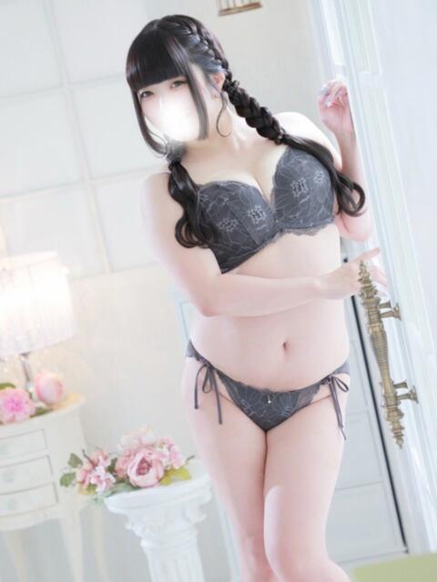 ねね 白いぽっちゃりさん錦糸町店（ぽっちゃりデリヘル）