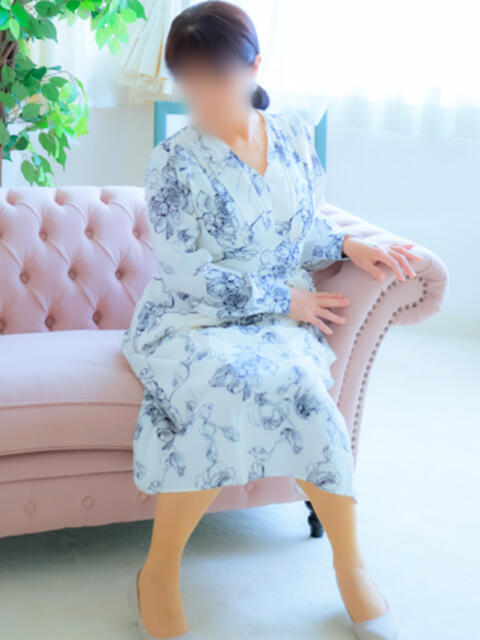 よしの 奥様の実話 梅田店(人妻ホテヘル)