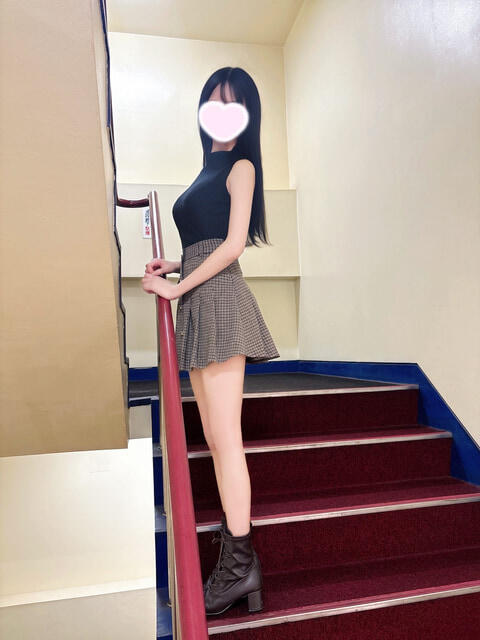椿 池袋S級素人派遣型東京美少女物語(派遣型リフレ)
