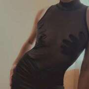 ヒメ日記 2025/08/18 21:06 投稿 いぶ 逢って30秒で即尺