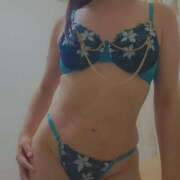 ヒメ日記 2025/12/27 07:56 投稿 いぶ 逢って30秒で即尺