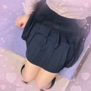 ひなこ (⁎⁍̴̛ᴗ⁍̴̛⁎) 2980円