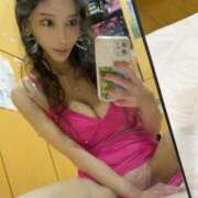 いずみ 鏡越しパンチラ♡鏡汚い😢 ティアラ