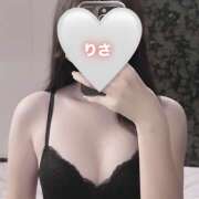 りさ 出勤🎀 秋葉原 添い寝女子