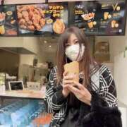 ヒメ日記 2026/04/10 19:11 投稿 くるみ 逢って30秒で即尺