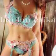 ヒメ日記 2025/10/19 22:55 投稿 エリカ 渋谷蘭の会