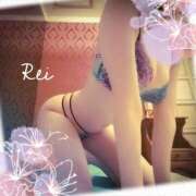 ヒメ日記 2025/08/15 23:30 投稿 レイ☆憧れの潜在美脚的なお嬢様 ヴィーナス(金津園)