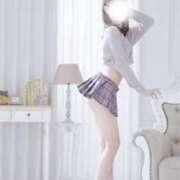 ナオ 明日も出勤します♡ ファーストレディー