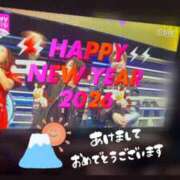 ヒメ日記 2026/01/01 01:13 投稿 はるか 花火-hanabi-(すすきの)