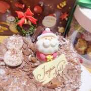 ヒメ日記 2024/12/25 04:12 投稿 斎藤ひとみ 全裸美女からのカゲキな誘惑