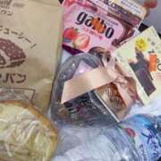 ヒメ日記 2025/05/08 08:12 投稿 斎藤ひとみ 全裸美女からのカゲキな誘惑