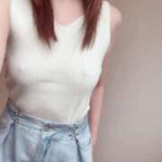 ヒメ日記 2025/10/04 10:22 投稿 斎藤ひとみ 全裸美女からのカゲキな誘惑